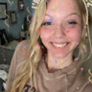 Meet your Posher, Eva